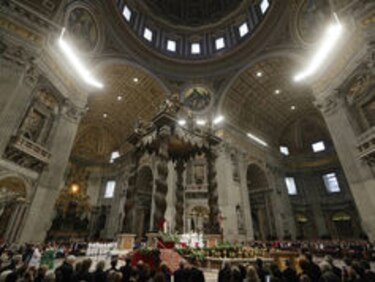 Papa reclama ante mil presos un sistema penal que incluya la reinserción social