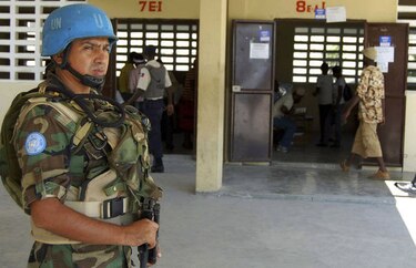 Soldados de la ONU violan a tres mujeres, una de ellas menor de edad