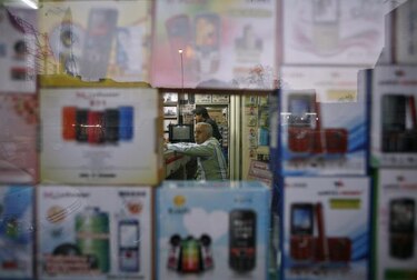 Beijing dice que se requerirá identificación a la hora de registrar un móvil