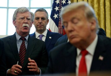 ¿Quién es John Bolton? El exasesor de Trump que incomoda a Mulino