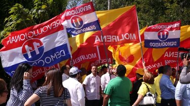 Los vacíos de las tres alianzas de los partidos políticos