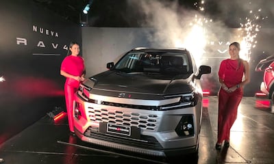 En el marco de su 70 aniversario en Panamá, Ricardo Pérez presenta la nueva Toyota RAV4