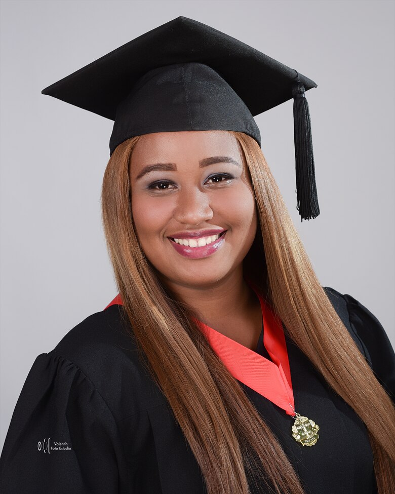 La Universidad de Panamá presenta a los graduados de su Facultad de Derecho y Ciencias Políticas