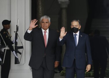 Primeros pasos para la transición: Cortizo recibe a Mulino en el palacio de Las Garzas