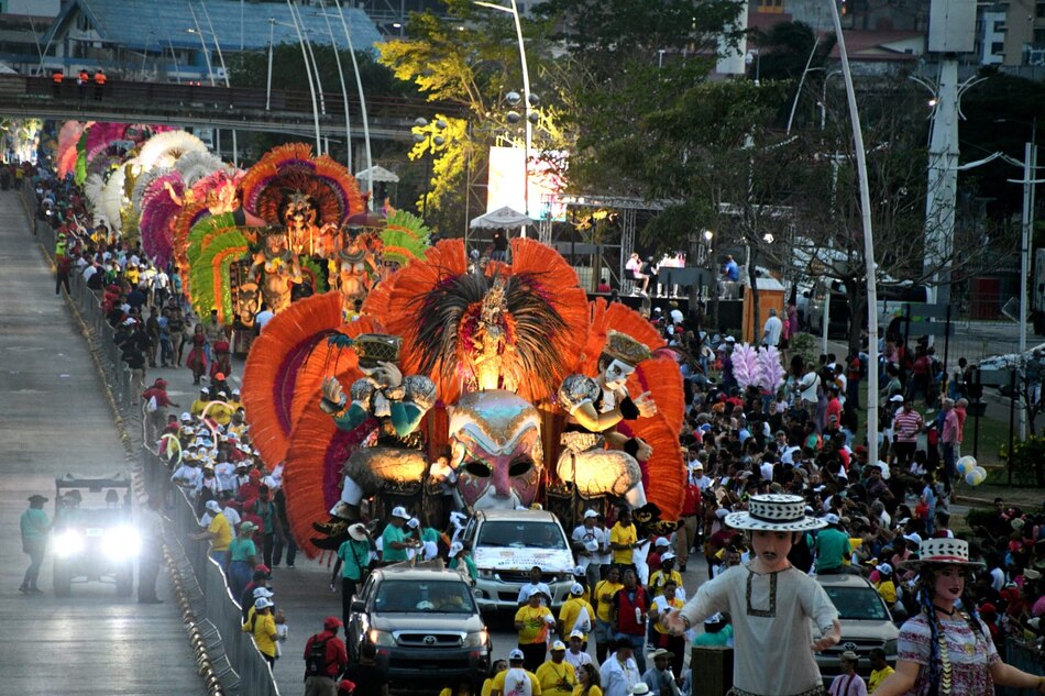 El alcalde Mayer Mizrachi busca alternativas para realizar el Carnaval en la capital