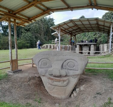Macizo Colombiano: Un viaje entre paisajes imponentes, historia ancestral y cielos estrellados