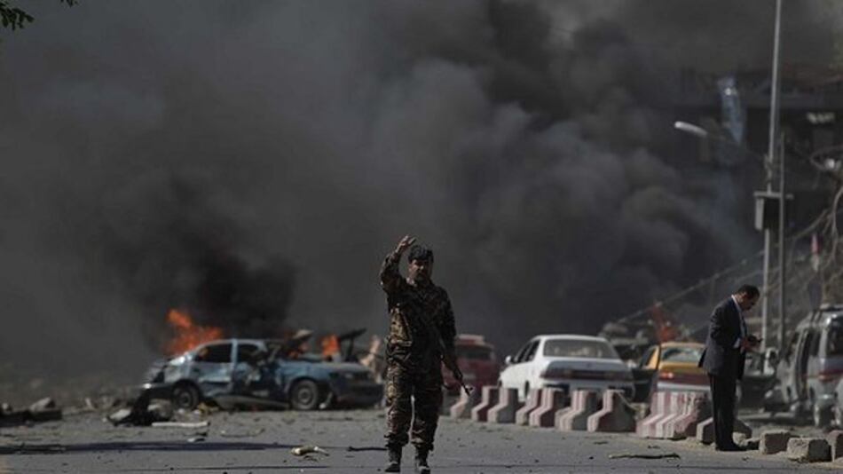 Al menos 40 muertos tras una explosión en el distrito diplomático de Kabul