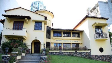 Estos son los tres nuevos miembros numerarios de la Academia Panameña de la Lengua