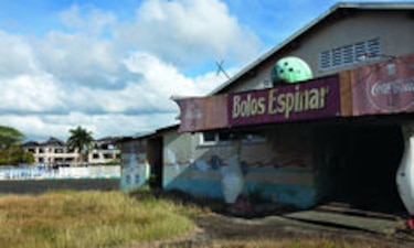 Un edén ruinoso (o crónicas de la antigua Zona del Canal)