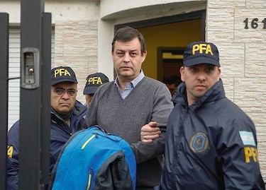Detienen a contador de los expresidentes Néstor y Cristina Kirchner