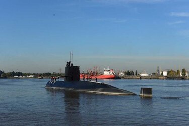 Argentina oficializa recompensa por submarino desaparecido