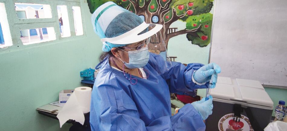 Ante amenaza de variante Delta los científicos apelan a vacunación