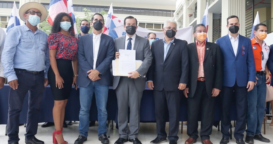 Firmo por Panamá se activa para la constituyente