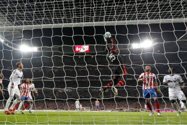 Gobierno español reporta que clubes de fútbol reducen deuda