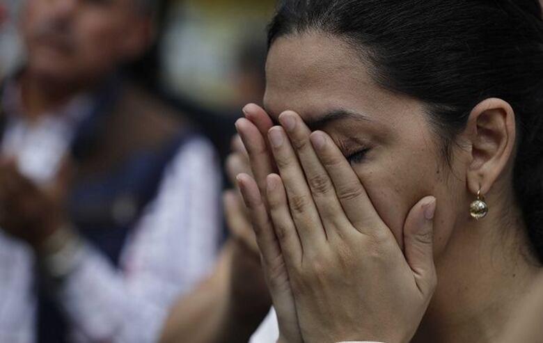 Crece desesperación por desaparecidos tras sismo en México