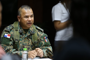 El negocio detrás de la guerra: cómo reclutan a panameños para combatir en Rusia y Ucrania