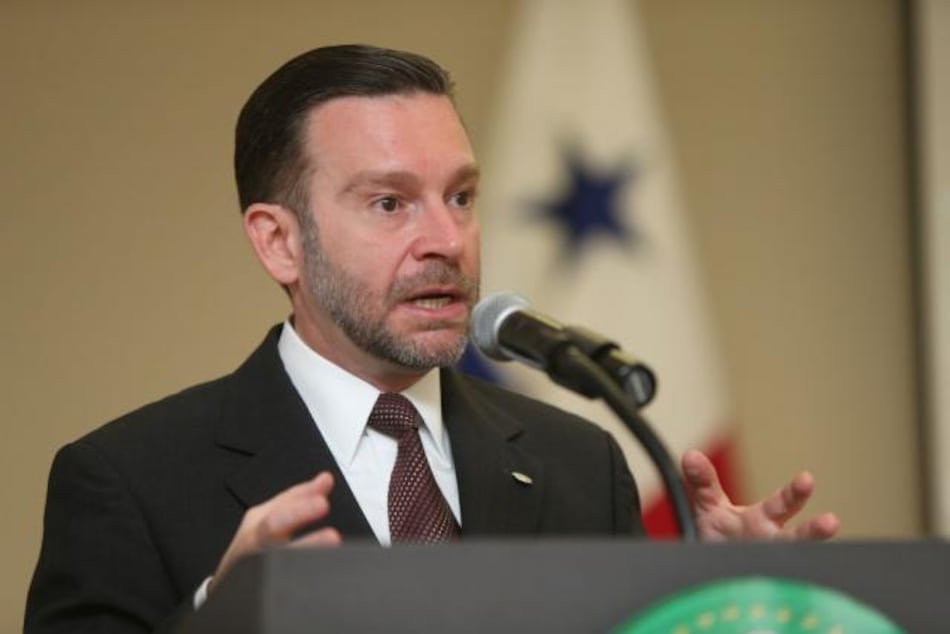 Presidente Martinelli canceló viaje a Costa Rica