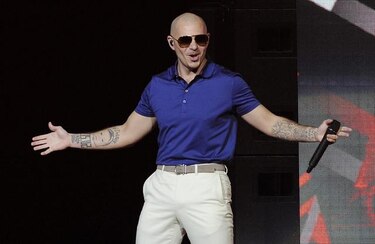 Pitbull entra a ritmo de rap en polémica por viaje de Jay-Z y Beyoncé a Cuba