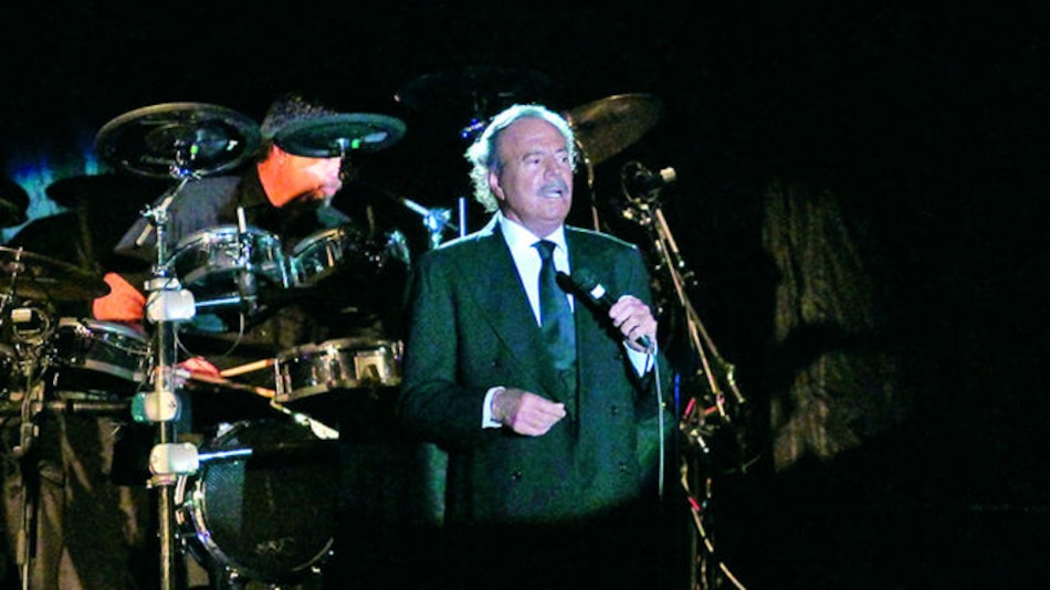 Julio Iglesias se presentará el 6 de abril en Argentina