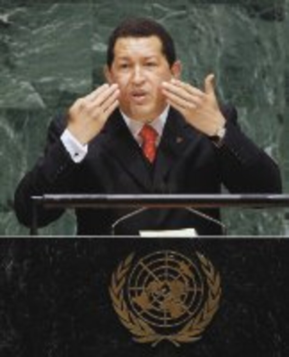 Hugo Chávez llama ‘diablo’ a George Bush