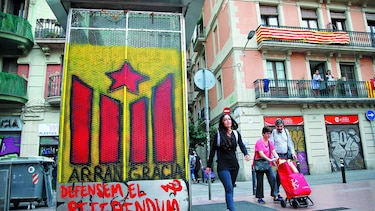 España garantiza pago de deuda de Cataluña