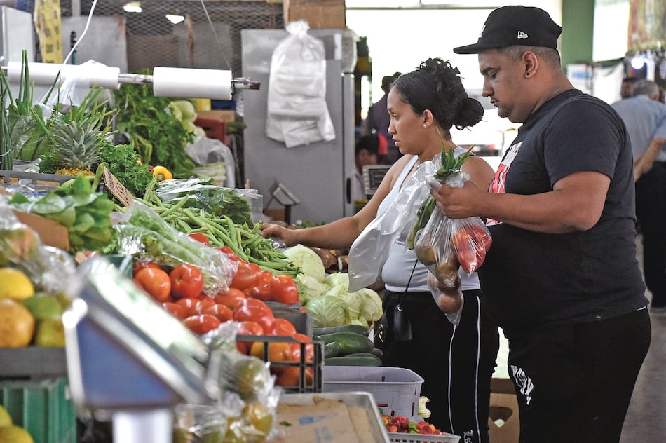 Estos son los alimentos que bajaron y subieron de precio, según Acodeco
