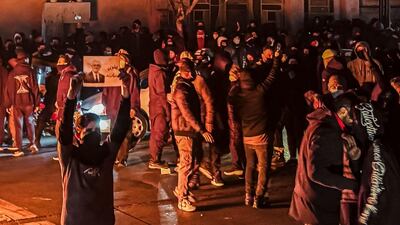 Por qué las protestas en Irán que ya han dejado ‘miles de muertos’ no tienen precedentes