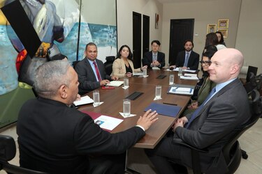 La AMP cancela el registro a 30 naves de bandera panameña sancionadas por Estados Unidos