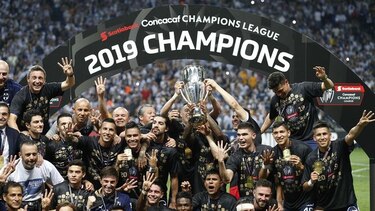 Monterrey vence a Tigres y se corona en la Concacaf