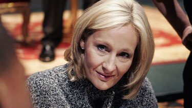 La Policía investiga amenazas a JK Rowling por su apoyo a Salman Rushdie