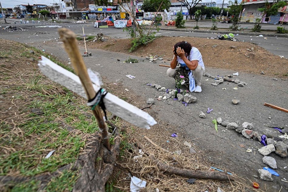 Al menos 13 muertos deja jornada de protestas en ciudad colombiana de Cali