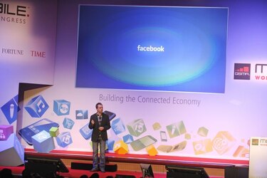 Yahoo da inició a disputa contra Facebook por usar su tecnología