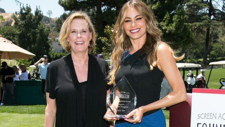 Sofía Vergara recibe premio Inspiración de Fundación SAG