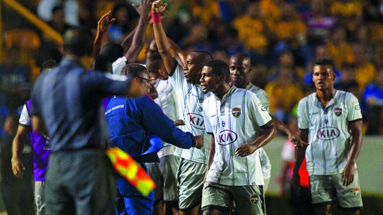 ‘Tres errores garrafales’