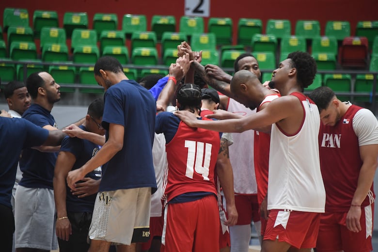 Iverson Molinar está ansioso de volver a jugar frente a su familia y lograr la clasificación de Panamá