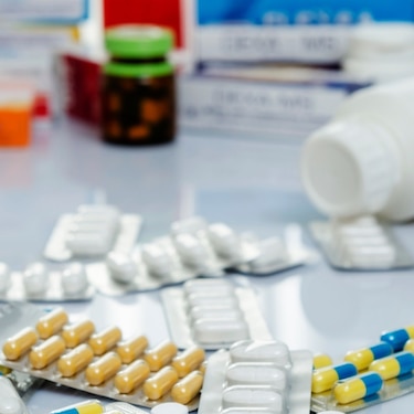 Tráfico y falsificación de medicamentos se vuelve un problema de salud pública