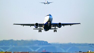 Gobierno de Trump anuncia acuerdo de préstamos a 7 aerolíneas de Estados Unidos para salvar empleos