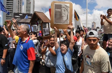 Reclaman libertad de activista argentina tras un año presa