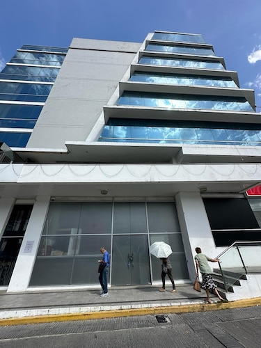 Estos son los detalles del contrato de alquiler que gestiona el Mingob para mudarse a Condado del Rey