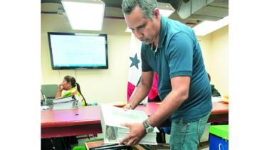 Tres grupos compiten por ampliar vía Panamericana