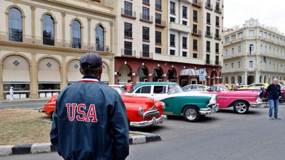 Un cubano requiere de tres salarios medios para cubrir la canasta básica, según ONG