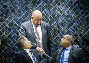 Benicio Robinson y Raúl Pineda toman el control de las comisiones legislativas de Presupuesto y de Credenciales