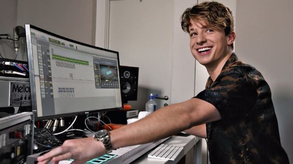 Charlie Puth traza su propio camino