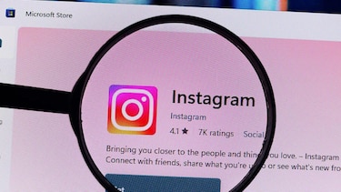 Cómo las imágenes absurdas creadas con IA están cambiando a las redes sociales y afectando a sus usuarios