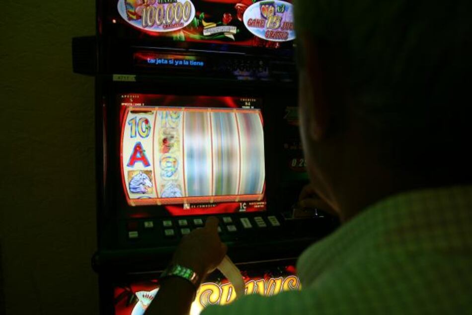 Ejecutivo anuncia clausura de casinos clandestinos
