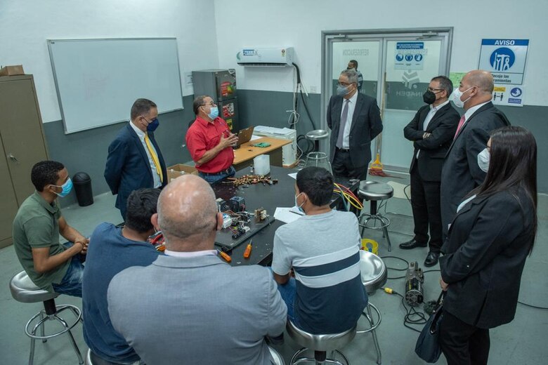 Naturgy e INADEH establecerán un Centro de Formación de Redes Eléctricas en Panamá Pacífico.