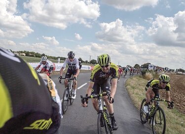 Colombiano Gaviria se viste de amarillo