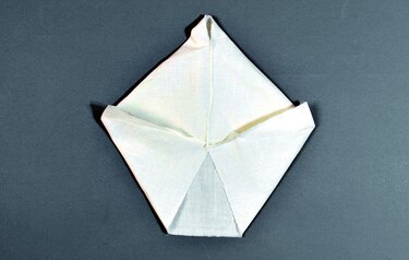 Ropa sostenible, materia para el arte