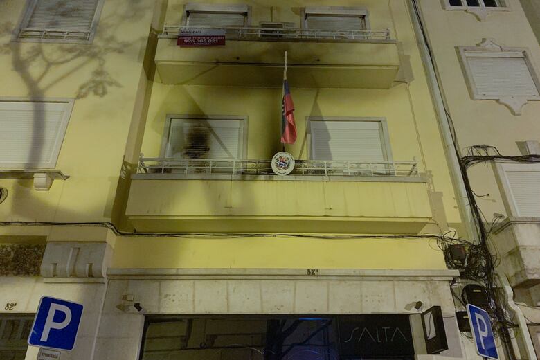 Venezuela denuncia un ataque con ‘bombas incendiarias’ contra consulado general en Lisboa
