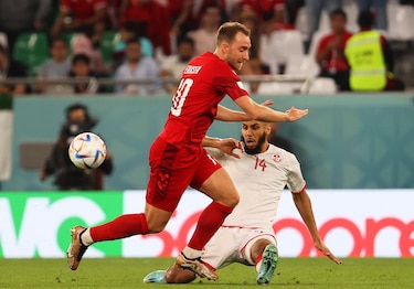 La intensidad de Túnez se cuela en la fiesta del regreso de Eriksen